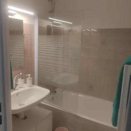 Agreable Appartement Au Calme Avec Vue Montagne, Commune De Le Monetier Les Bains - Le Freyssinet Les Guibertes Exterior photo